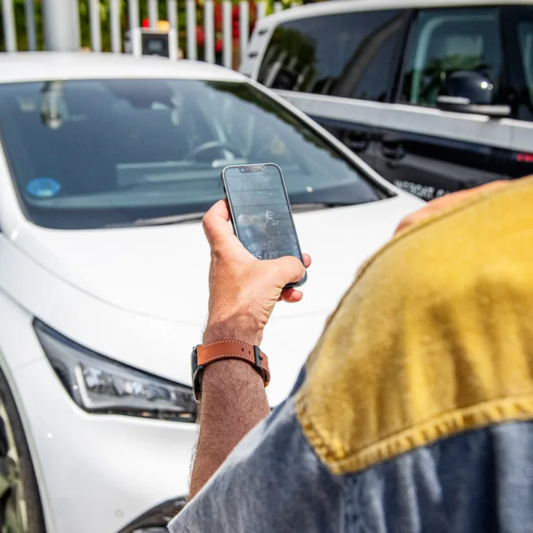 Ventajas alquiler coche eléctrico y carsharing